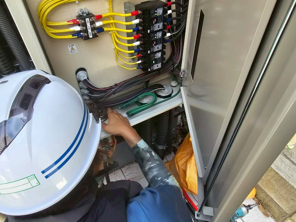 精密機器設備の施工